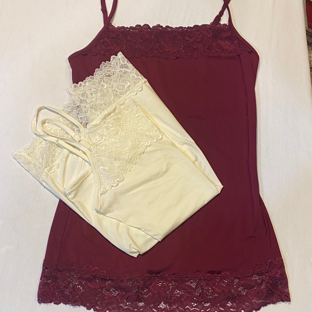 Maurice’s Super Soft Lace Trim Cami  Set - Burgundy & Cream
Size Small